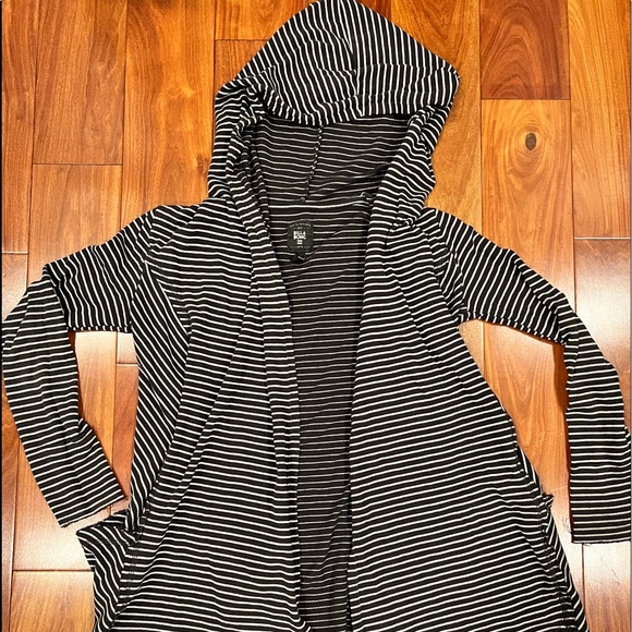 Billabong Grey and White Striped Cardigan - Picture 2 of 4